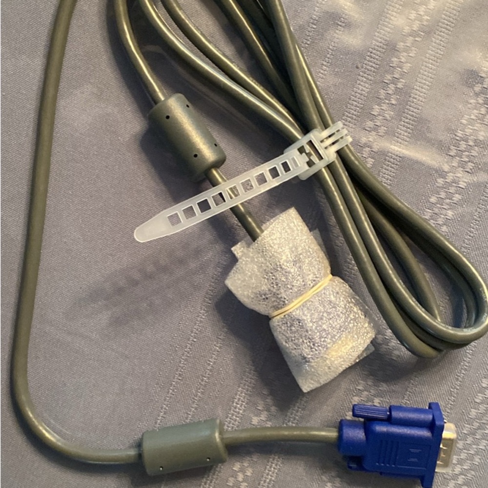 NWOT Gray and Blue DVI Cable (Digital Visual Interface) connects PC and monitor